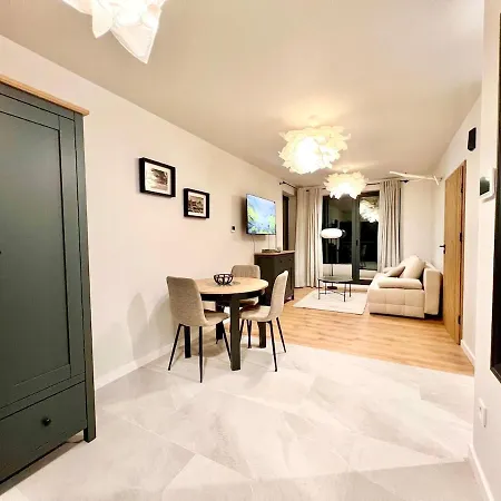 Pleasant Flat Next To Old Town Apartment *